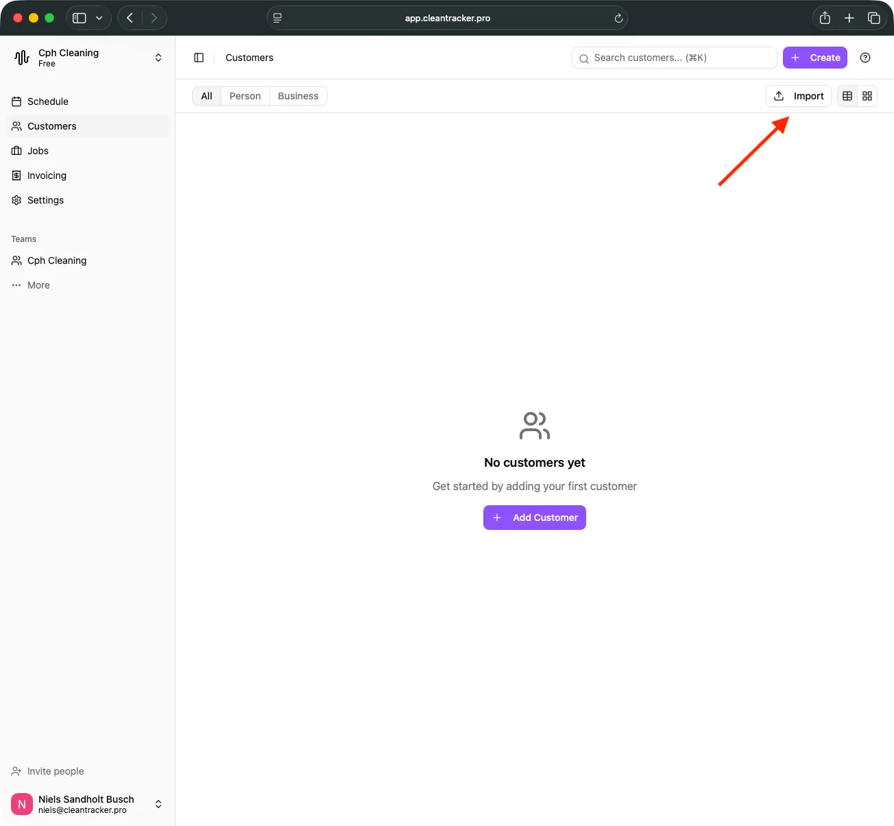 Customer import dialog for CSV or Excel.