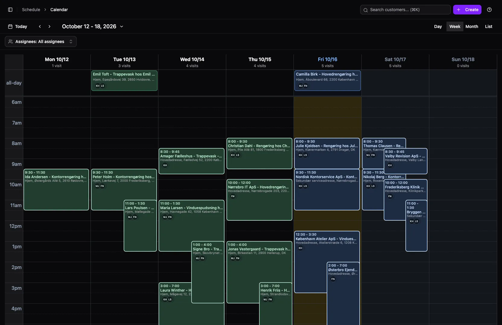 CleanTracker calendar in weekly view showing scheduled cleaning jobs.