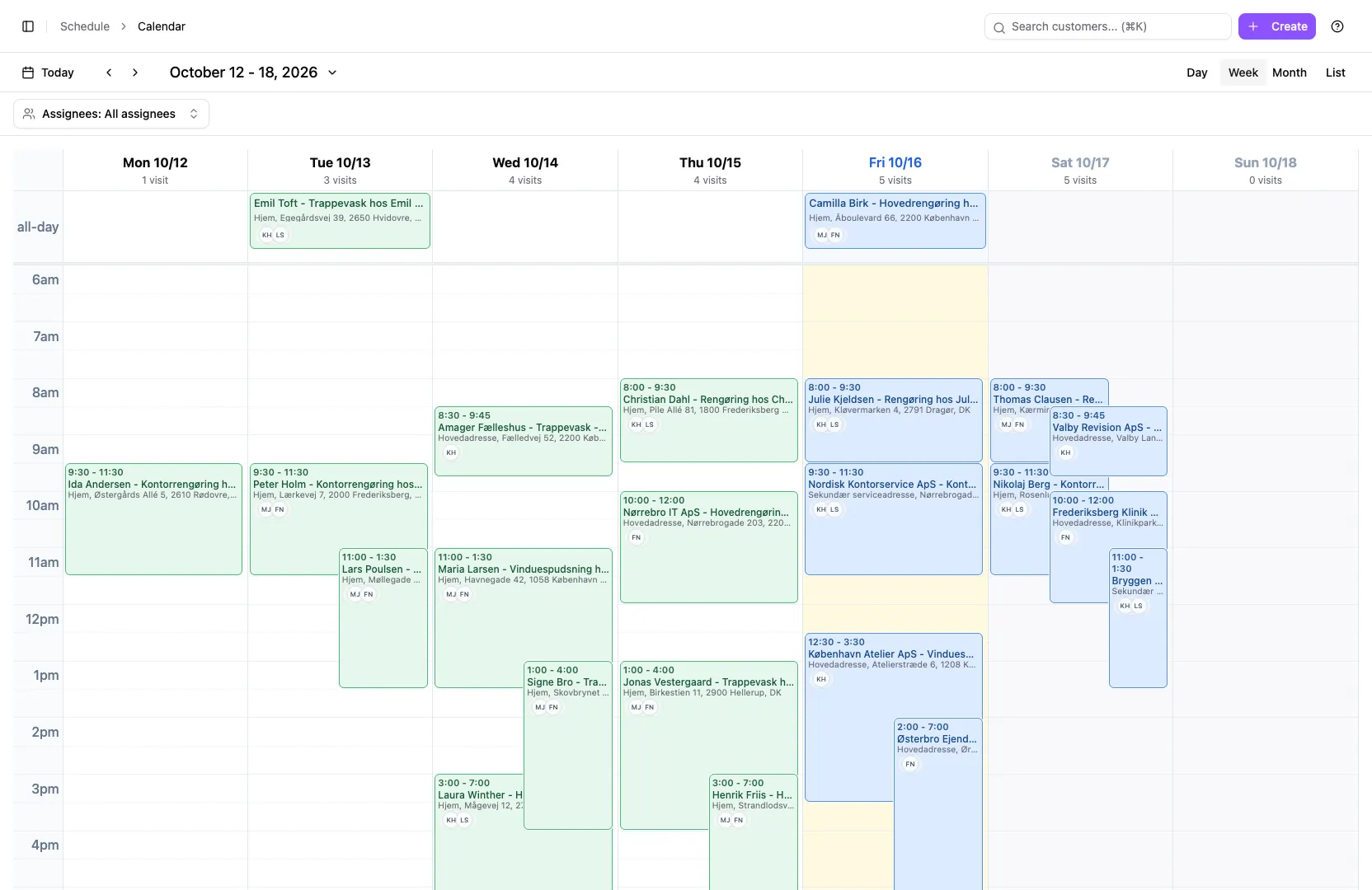 CleanTracker calendar in weekly view showing scheduled cleaning jobs.